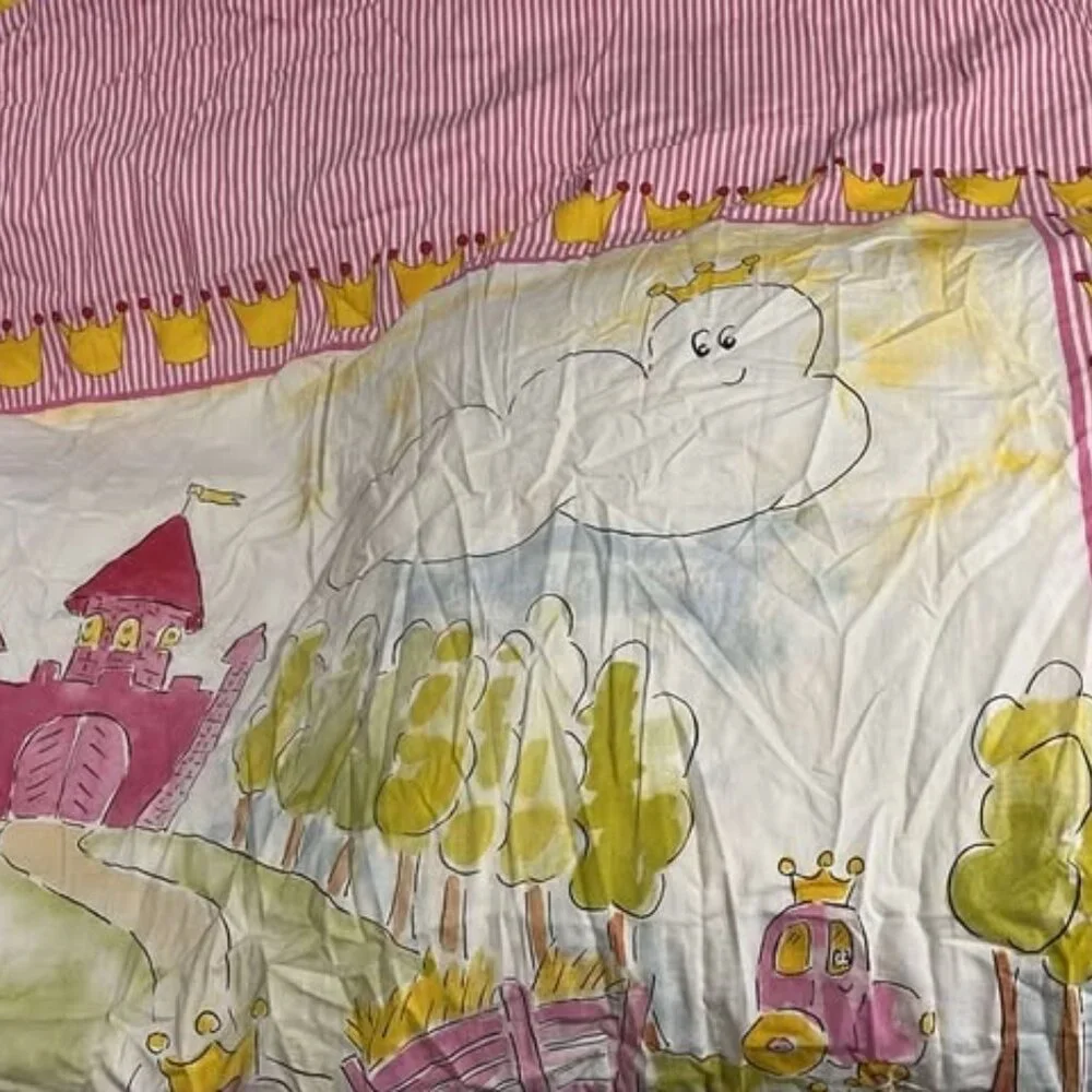 Twin Pillowfort Iridescent Comforter Set